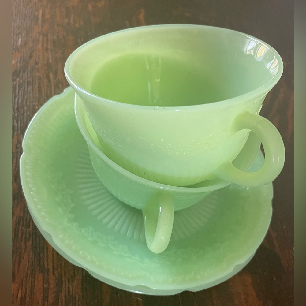 VINTAGE 1940’s Jadeite Pair “Alice” Floral Green Milk Glass Teacups with Plates!